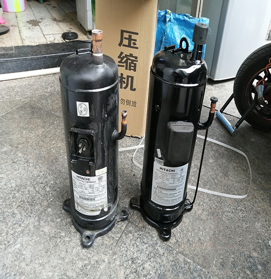 洛龙中央空调压缩机的更换维修